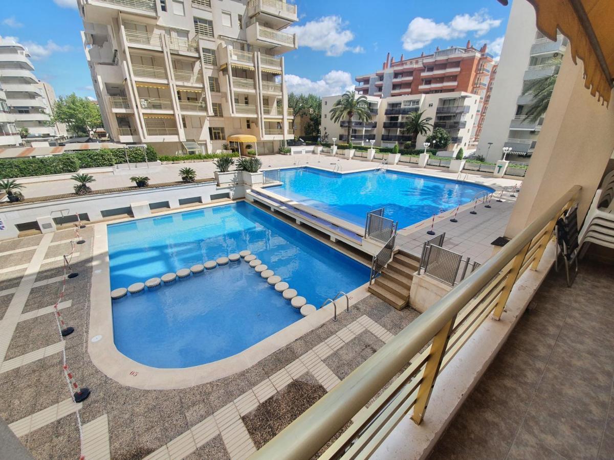 SALOU ,Novelty, primera línea del mar Exterior foto