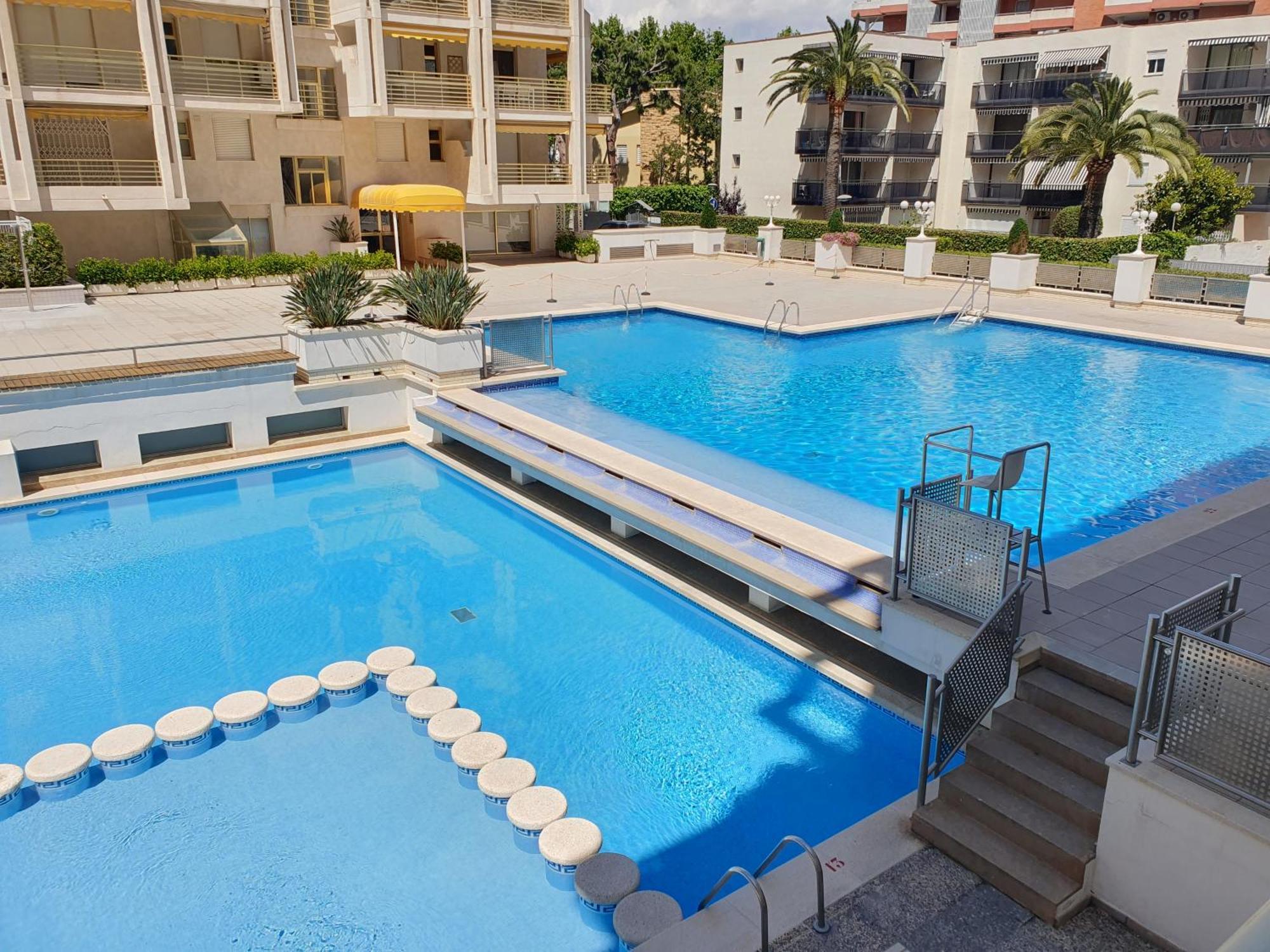 SALOU ,Novelty, primera línea del mar Exterior foto